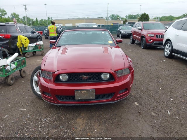 1ZVBP8FF3E5209609 Ford Mustang Gt Premium