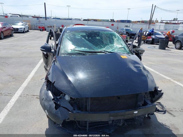 KMHD84LF6HU160174 Hyundai 2017