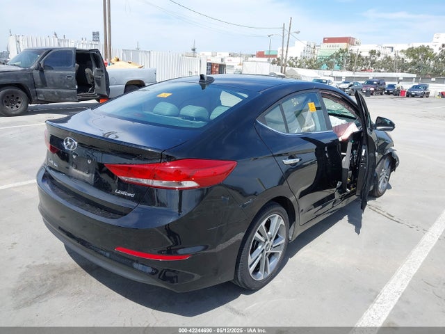KMHD84LF6HU160174 Hyundai 2017