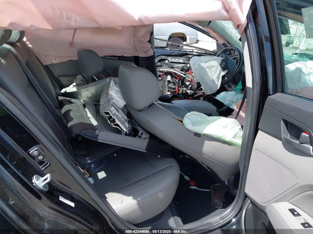 KMHD84LF6HU160174 Hyundai 2017