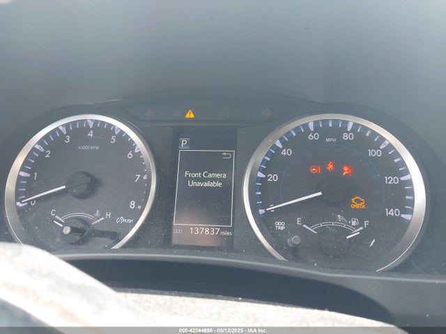 5TDZZRFH9HS220258 Toyota Highlander Le