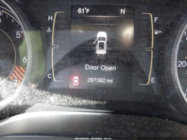 2015 JEEP CHEROKEE 1C4PJLCB0FW677646 Photo 6