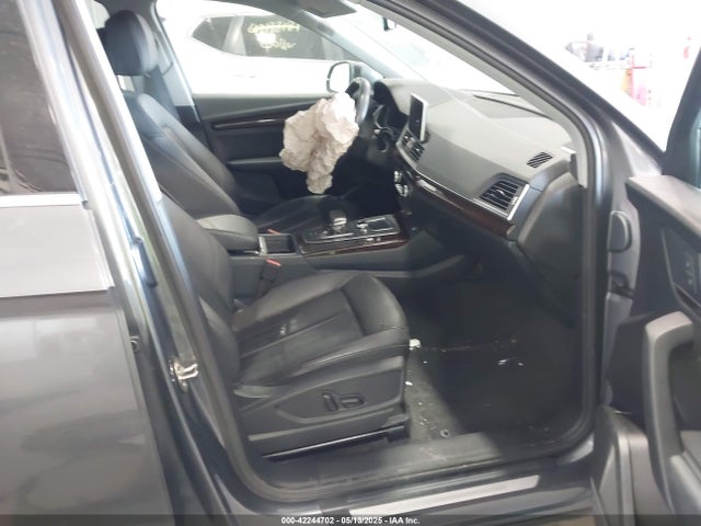 2018 AUDI Q5 WA1BNAFY1J2184281 Photo 4