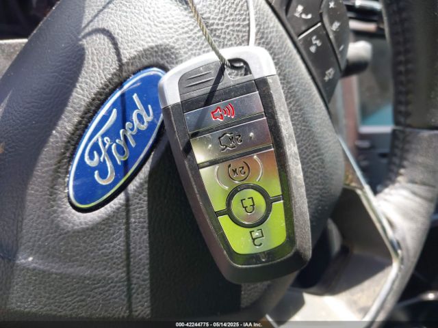 3FA6P0RU9KR110081 Ford Fusion Hybrid Titanium