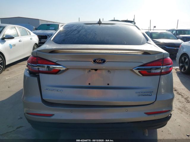3FA6P0RU9KR110081 Ford Fusion Hybrid Titanium
