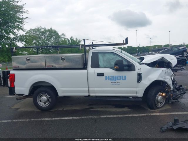 1FTBF2A66NEG45011 Ford F-250 Xl