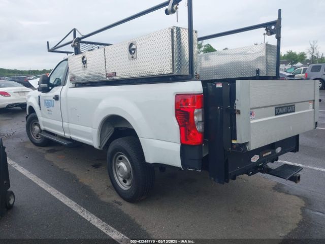 1FTBF2A66NEG45011 Ford F-250 Xl