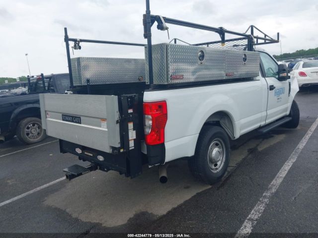 1FTBF2A66NEG45011 Ford F-250 Xl