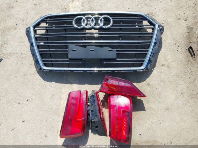 WAUBEGFF5KA091324 Audi A3 45 Premium