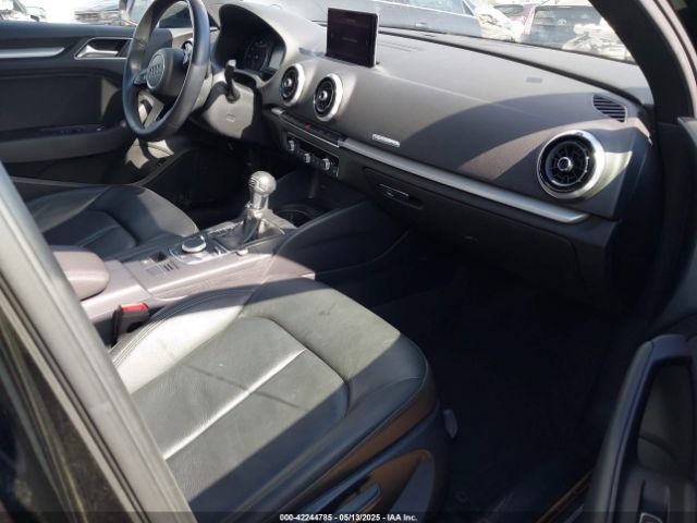 WAUBEGFF5KA091324 Audi A3 45 Premium