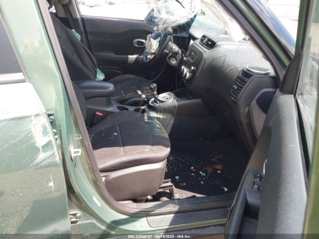 KNDJN2A27E7020066 KIA Soul