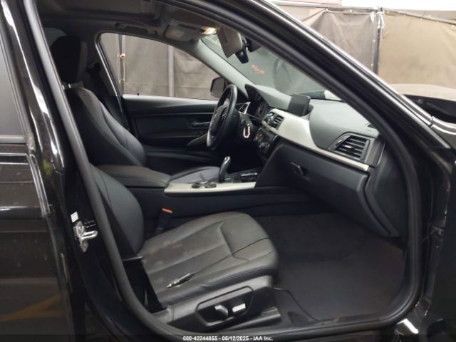 WBA8A9C59GK617629 BMW 320i
