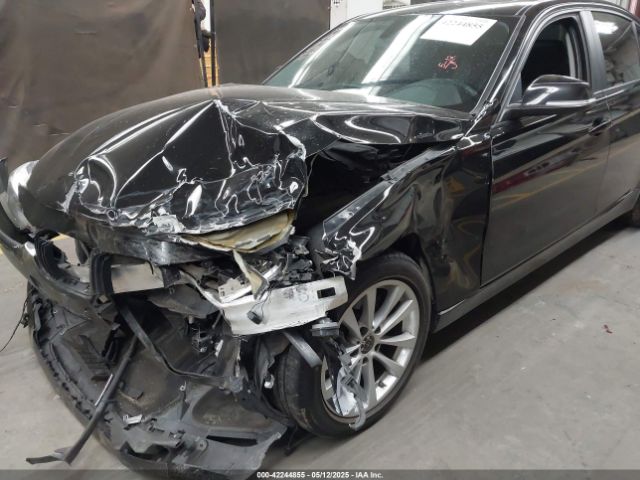 WBA8A9C59GK617629 BMW 320i
