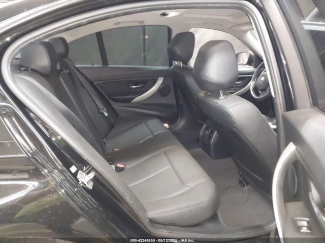 WBA8A9C59GK617629 BMW 320i