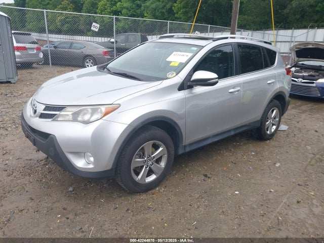 Toyota Rav4 Xle 2015 2T3WFREV9FW170122 Image 2