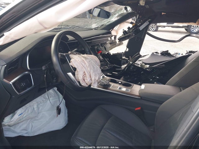 2019 AUDI A6 WAUL2AF26KN116506 Photo 4