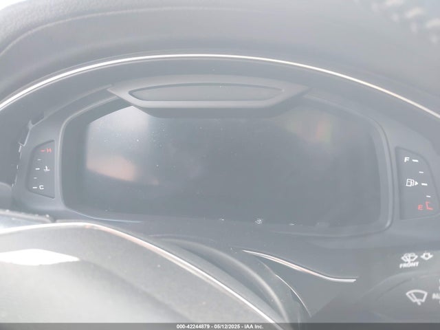 2019 AUDI A6 WAUL2AF26KN116506 Photo 6