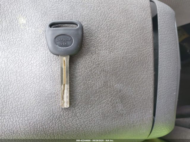 5NPE24AF2KH740200 Hyundai SONATA SE