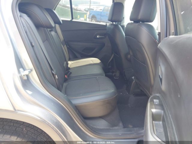 3GNCJPSBXLL275553 Chevrolet Trax Awd Lt