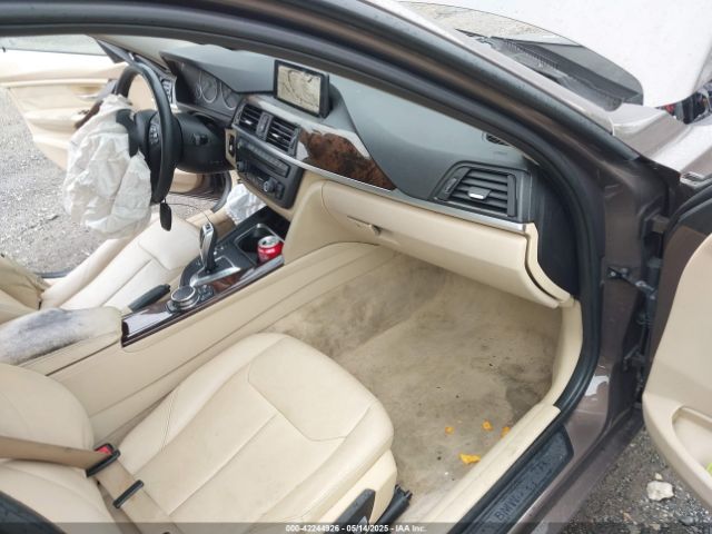 2015 BMW 320I WBA3B1G56FNT63135 Photo 4