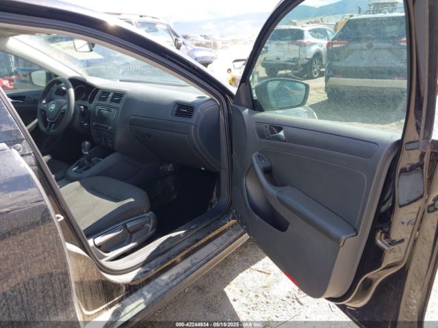 3VW167AJ1GM389836 Volkswagen Jetta 1.4t S