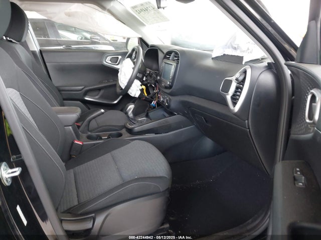 KNDJ23AU9M7125254 KIA SOUL S