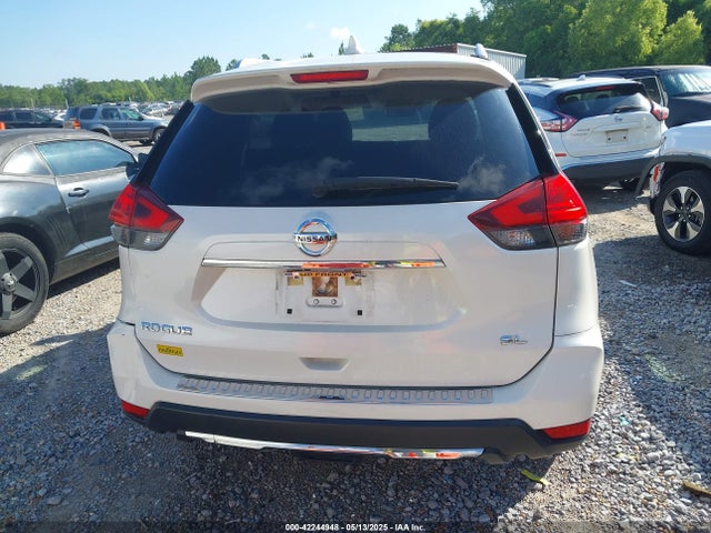 Nissan 2017 2017 JN8AT2MT6HW154074 Image 16