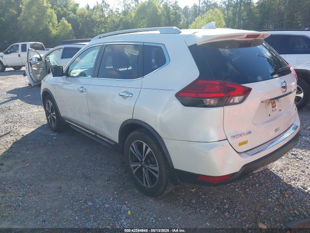 Nissan 2017 2017 JN8AT2MT6HW154074 Image 3