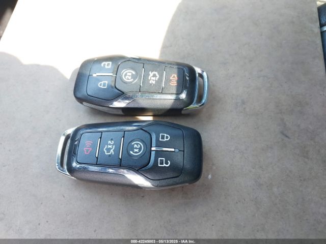 5LMCJ2D99GUJ11480 Lincoln MKC