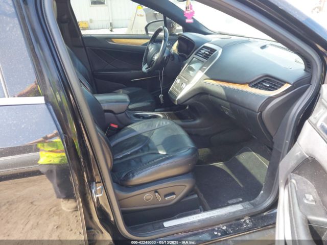 5LMCJ2D99GUJ11480 Lincoln MKC