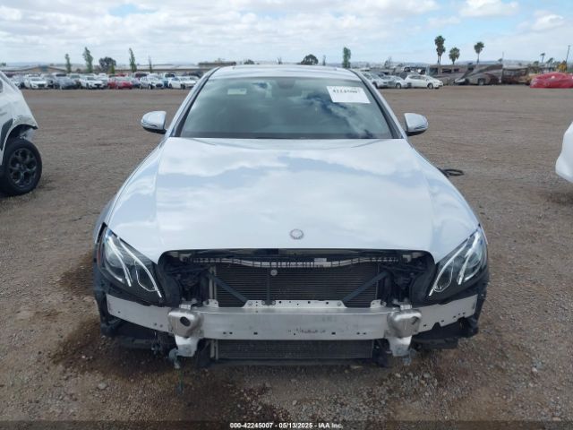 WDDZF4JB4HA031745 Mercedes-Benz E 300
