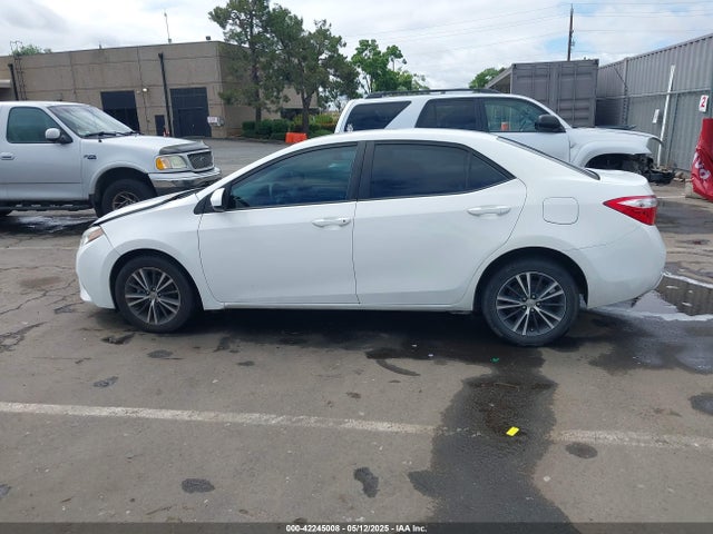 Toyota Corolla Le Plus 2016 5YFBURHE2GP513218 Image 14