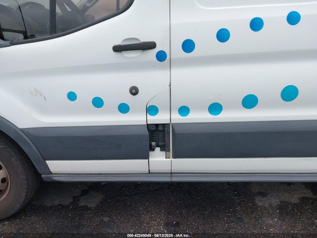 1FTYE1YM5HKA34470 Ford Transit-150