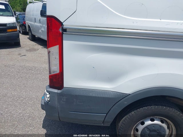1FTYE1YM5HKA34470 Ford Transit-150