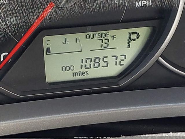 2T3ZFREV8GW308618 Toyota RAV4 LE