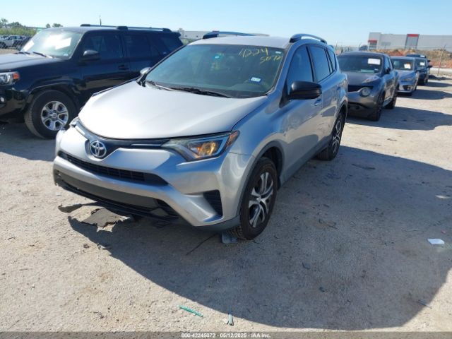 2T3ZFREV8GW308618 Toyota RAV4 LE