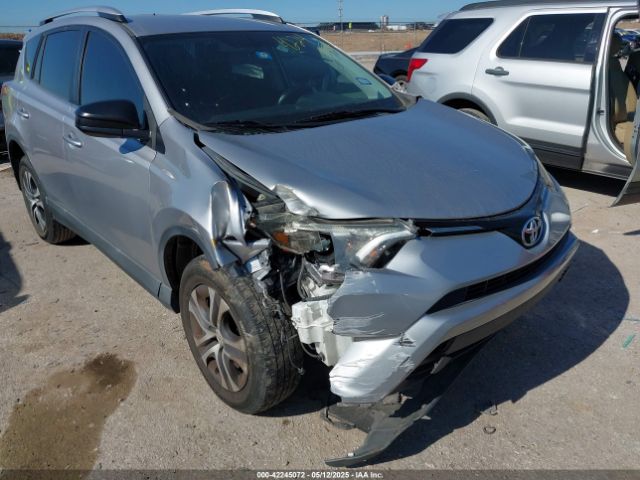 2T3ZFREV8GW308618 Toyota RAV4 LE