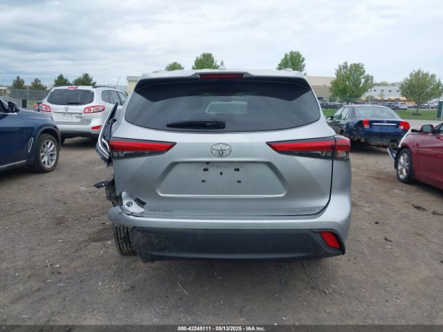 5TDGZRBH2MS106593 Toyota Highlander Xle