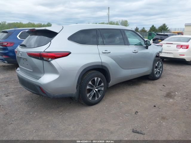 5TDGZRBH2MS106593 Toyota Highlander Xle