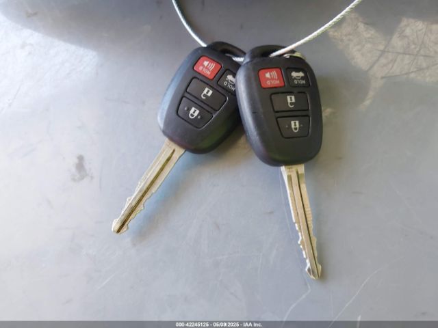 2T1BURHE6KC223699 Toyota COROLLA LE