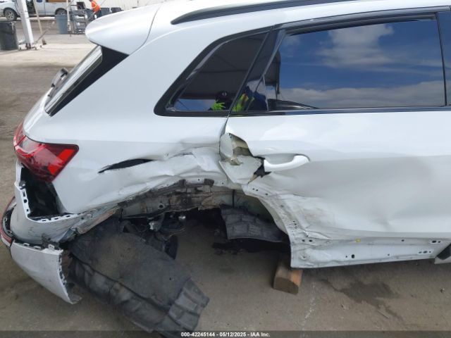 2024 AUDI Q8 E-TRON WA14AAGE5RB012744 Photo 5