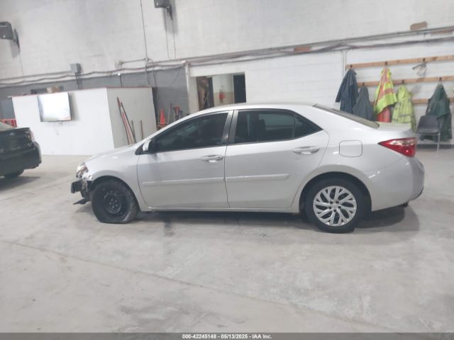 2T1BURHE7JC965110 Toyota COROLLA LE