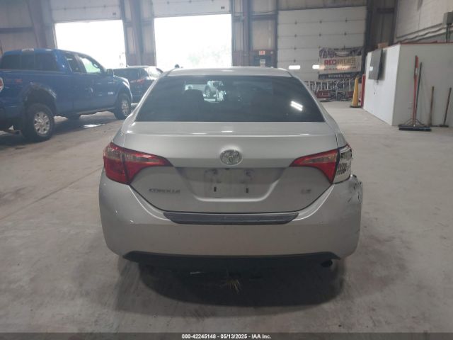 2T1BURHE7JC965110 Toyota COROLLA LE