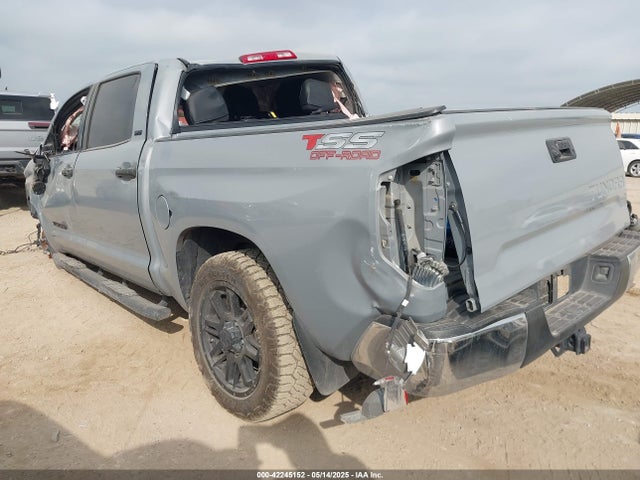 5TFEY5F16MX273565 Toyota Tundra Sr5