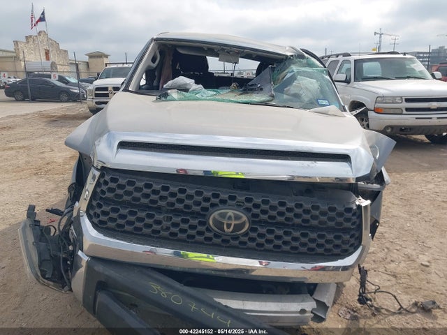 5TFEY5F16MX273565 Toyota Tundra Sr5