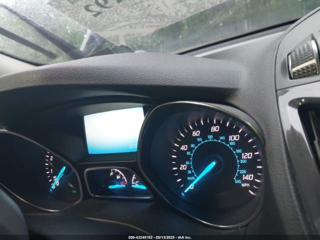 1FMCU0J98EUC97528 Ford Escape Titanium
