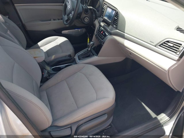 5NPD74LFXHH162821 Hyundai 2017