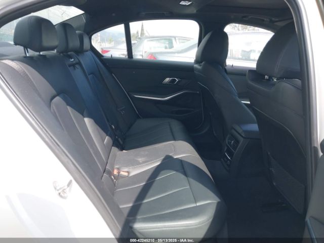 WBA5R1C53KAJ99922 BMW 330I