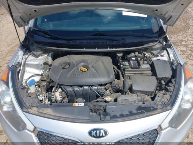 KNAFK4A60G5609016 KIA FORTE LX
