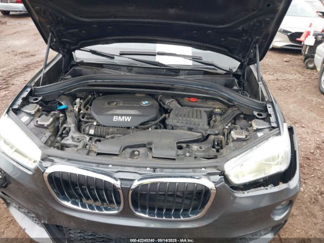 2018 BMW X1 WBXHT3C35J5F93138 Photo 9